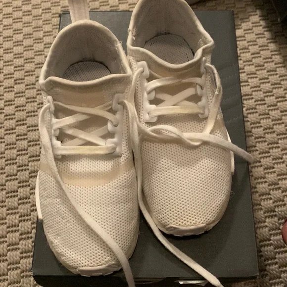 Adidas NMD R1 - Picture 1 of 5